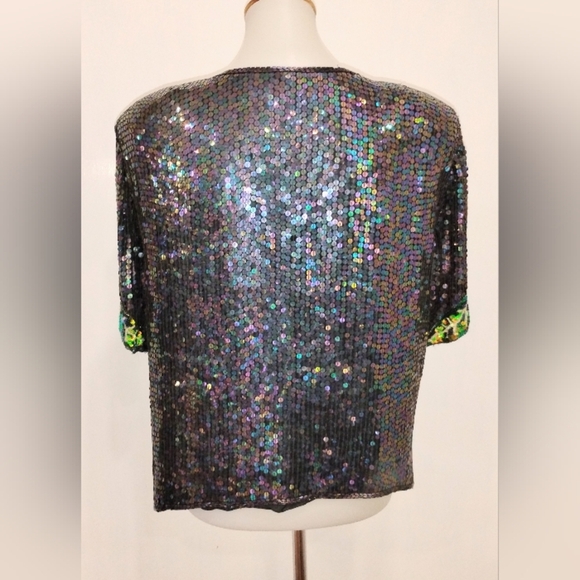 IRIDESCENT SQUINED FLORAL TOP - Picture 3 of 9